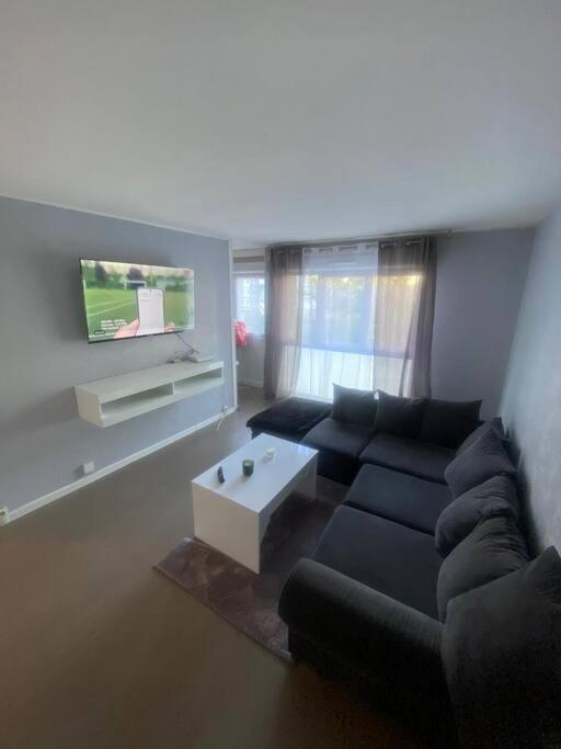 T2 Chevilly-Larue Proche Metro 14 Apartment Exterior photo